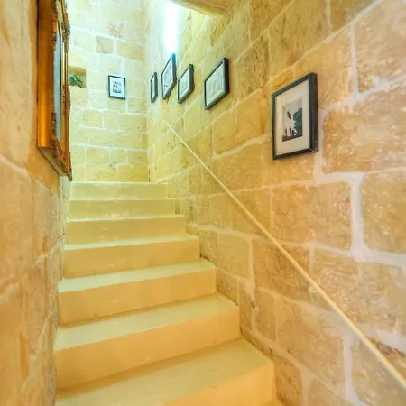 Casa Bartolo A Hidden Gem - Spacious Village Ebar1-1 Feriehus