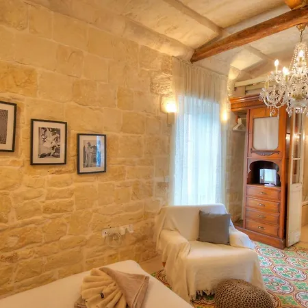 Casa Bartolo A Hidden Gem - Spacious Village Ebar1-1 Feriehus Lija