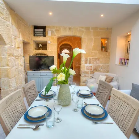 Hébergement de vacances Casa Bartolo A Hidden Gem - Spacious Village Ebar1-1